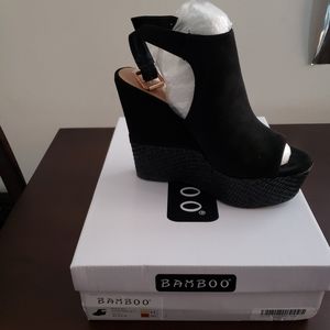 Wedge heels